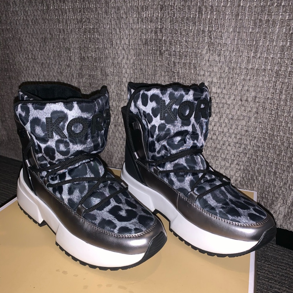 Michael Kors Snowboots